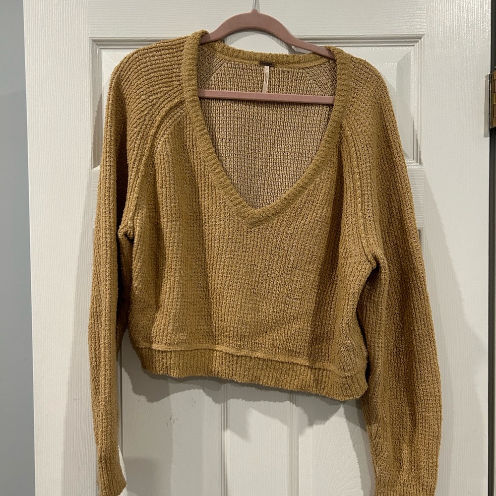 Pull over sweater